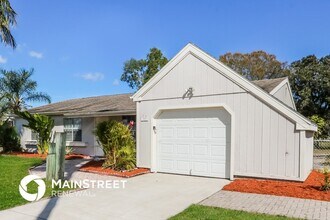 353 SW Belmont Cir in Port St. Lucie, FL - Foto de edificio - Building Photo