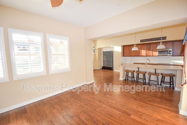 202 Village Commons Blvd in Camarillo, CA - Building Photo - Building Photo