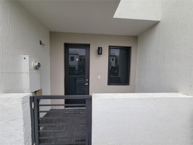 property at 492 SW 91st Pl