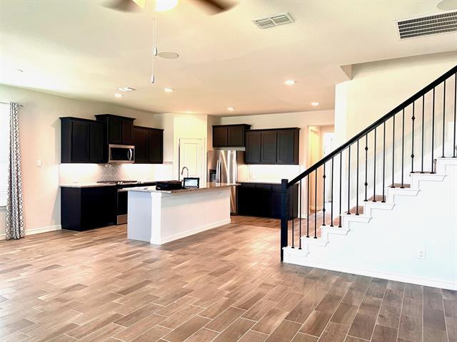 16020 Bronte Lane in Fort Worth, TX - Building Photo - Building Photo