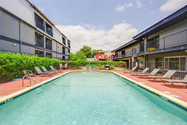 property at 2020 S Congress Ave