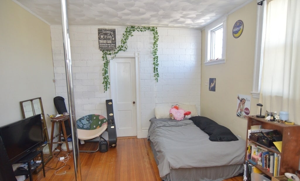 3 Melton Rd, Unit 2 in Boston, MA - Building Photo