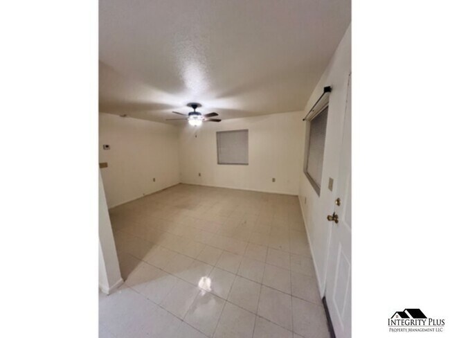 1106 E 2nd St in Casa Grande, AZ - Building Photo - Building Photo