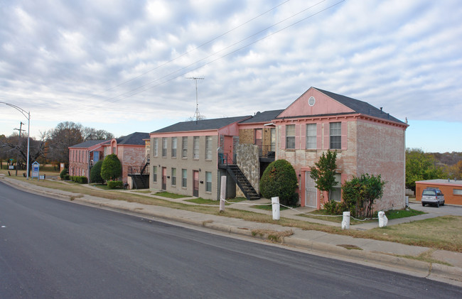 Sycamore Park Apartments