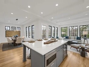 4630 France Ave S in Edina, MN - Foto de edificio - Building Photo