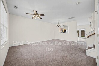 7371 Laurel Valley Rd in Charlotte, NC - Building Photo - Building Photo