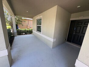 2409 Martins Run in Tavares, FL - Building Photo - Building Photo