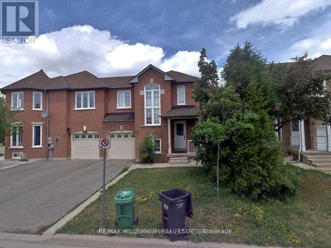 17 Manitoba Pl