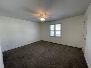 6643 English Ivy Ln in Raleigh, NC - Building Photo - Building Photo