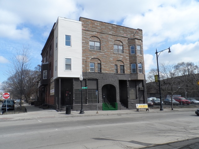 622-624 W 79th St in Chicago, IL - Building Photo