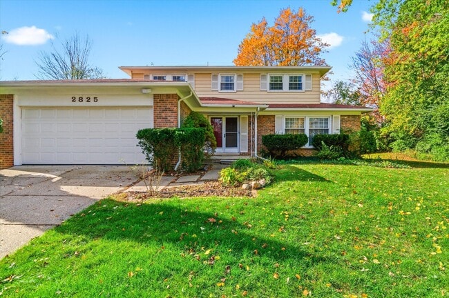 2825 Tuebingen Pkwy in Ann Arbor, MI - Building Photo - Building Photo
