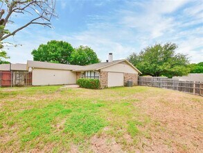 1472 Rockshire Dr in Plano, TX - Building Photo - Building Photo