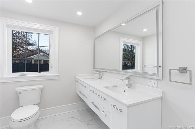 property at 40 Poe Ct