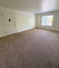 4763 S Bonair St in Holladay, UT - Building Photo - Building Photo