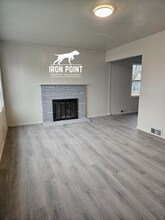 324 Dearborn St in Caldwell, ID - Building Photo - Building Photo