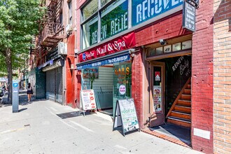 49 W 8th St in New York, NY - Building Photo - Building Photo