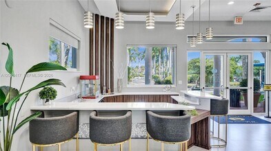 781 NW 170th Terrace in Pembroke Pines, FL - Building Photo - Building Photo