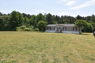 1723 Frederick Cooper Ln in Nashville, NC - Building Photo - Building Photo