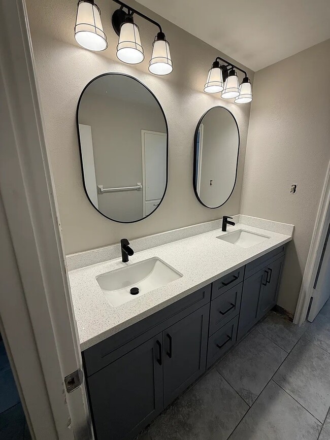 property at 14307 Lantern Ln