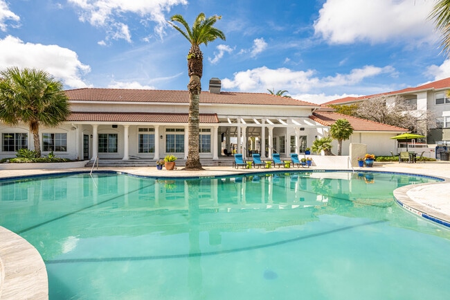 Baypoint Apartments in Corpus Christi, TX - Building Photo - Building Photo