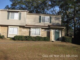 6701 Dickens Ferry Rd in Mobile, AL - Building Photo
