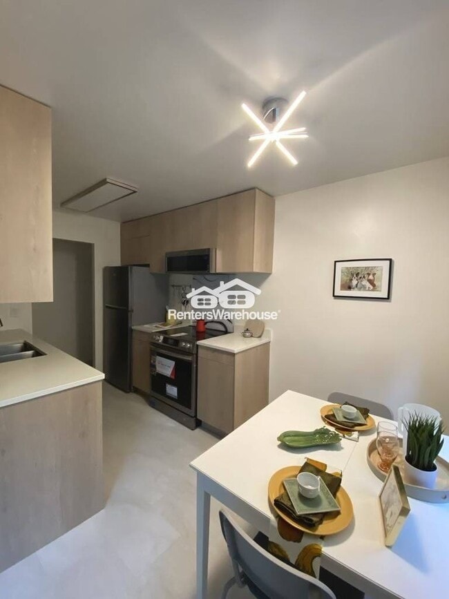 property at 1540 Ashland Ave