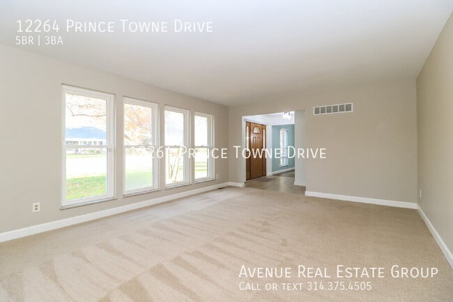 12264 Prince Towne Dr in Creve Coeur, MO - Building Photo - Building Photo