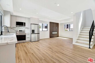 1921 Federal Ave in Los Angeles, CA - Building Photo - Building Photo