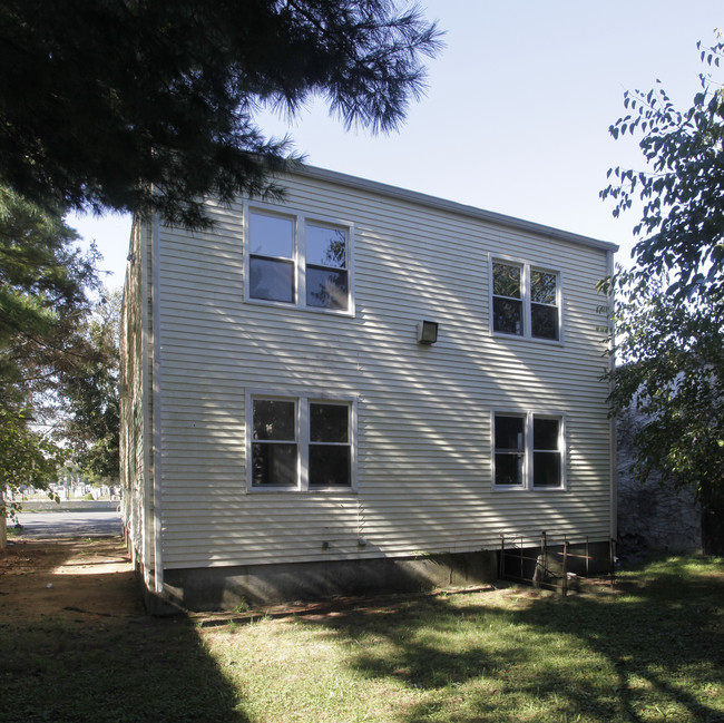 649 Nassau Rd in Uniondale, NY - Building Photo - Building Photo