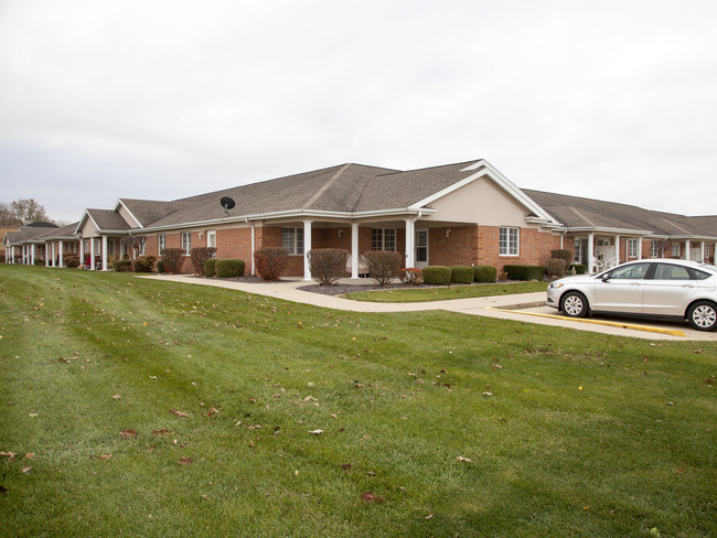 Brookstone Estates of Rantoul in Rantoul, IL - Building Photo - Building Photo