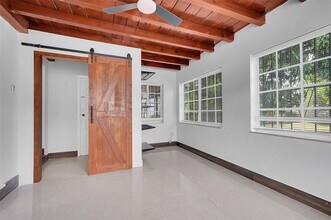 330 SW 48th Ave in Miami, FL - Building Photo - Building Photo