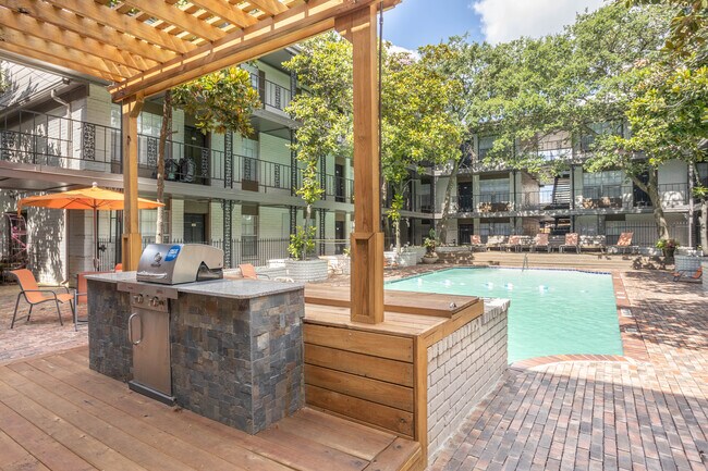 Watermill Apartments in Houston, TX - Building Photo - Building Photo