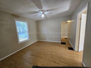 9429 Baltimore Ave in Breckenridge Hills, MO - Building Photo - Building Photo
