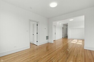 1928 W 21st St in Chicago, IL - Building Photo - Building Photo