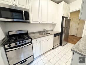 EAST 24 STREET in New York, NY - Building Photo - Building Photo