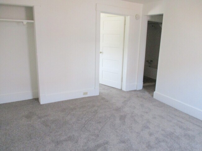 799 Kerr St, Unit 2nd Fl. Rear in Ambridge, PA - Building Photo - Building Photo