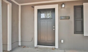 4826 Larkspur St in Houston, TX - Building Photo - Building Photo