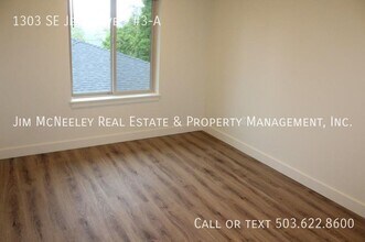 1303 SE Jetty Ave-Unit -#3-A in Warrenton, OR - Building Photo - Building Photo