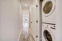 95 E Duval St photo'