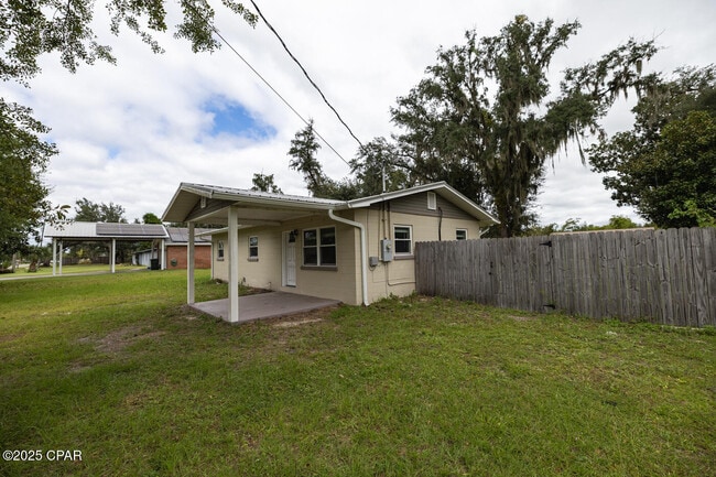 property at 1513 Maine Ave