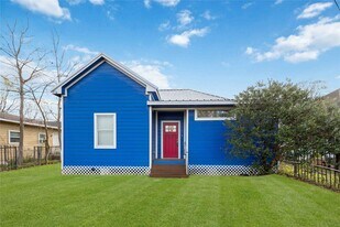 2214 Stevens St in Houston, TX - Building Photo