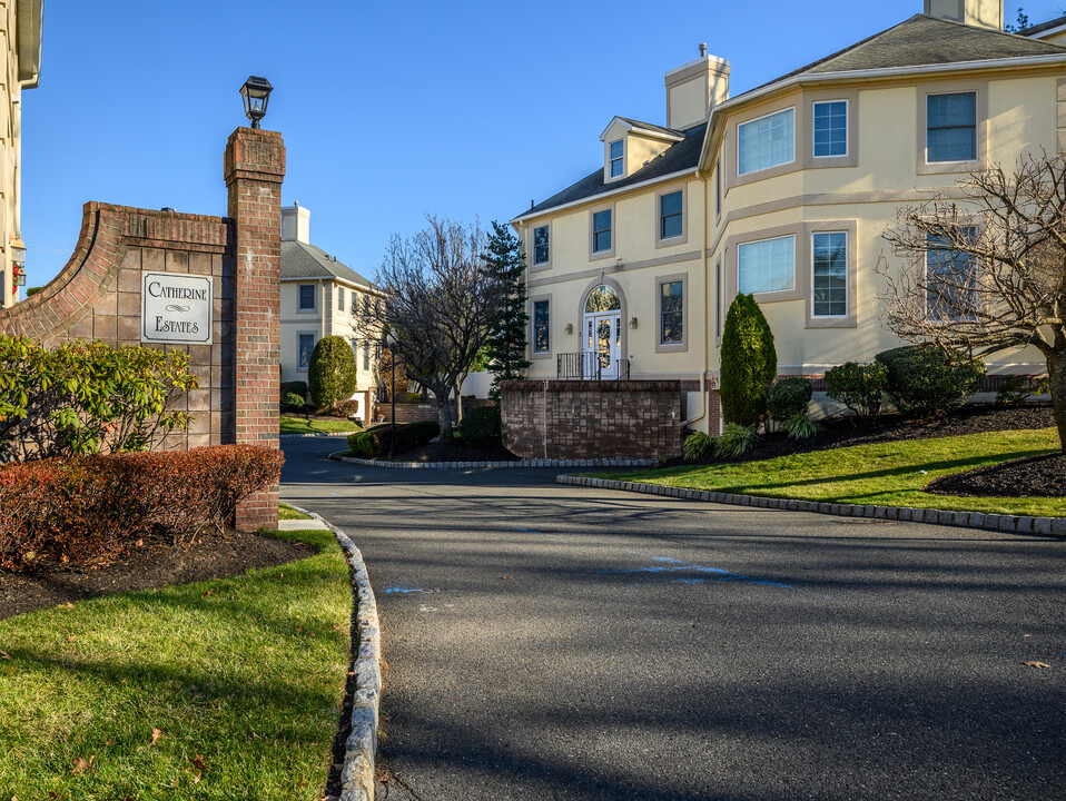 2 Sevell Cir in Clark, NJ - Building Photo