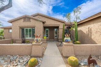 5712 E Blue Sky Dr in Scottsdale, AZ - Building Photo - Building Photo