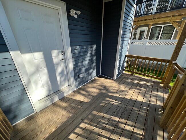 29 Alpine St, Unit 29 in Somerville, MA - Foto de edificio - Building Photo