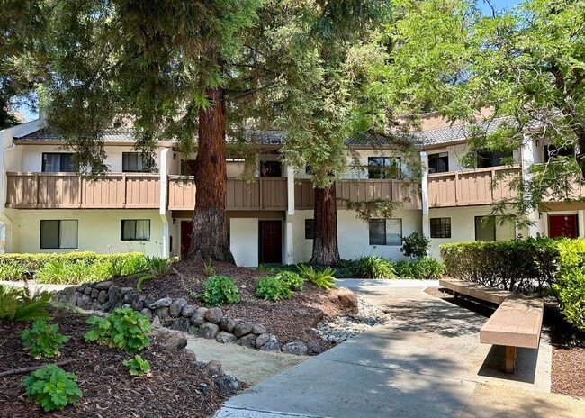 property at 2201 Monroe St