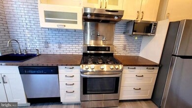1701 Linden Ave in Baltimore, MD - Building Photo - Building Photo