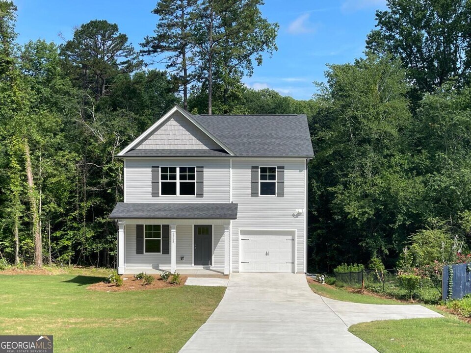 6325 Crystal Cove Trail in Gainesville, GA - Building Photo