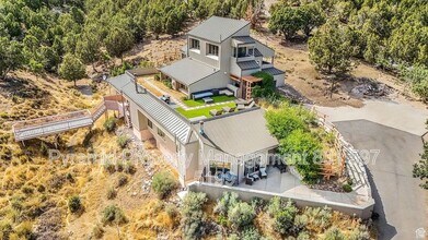 14600 S Shaggy Mountain Rd in Herriman, UT - Building Photo - Building Photo