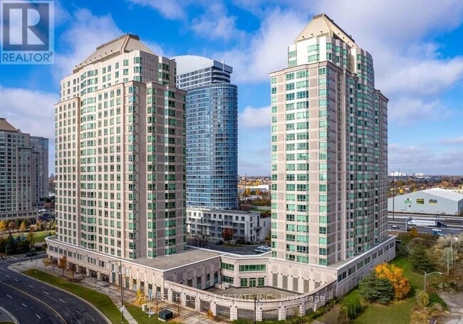 property at 1 Lee Centre Dr