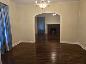 1934 McKinley Ave, Unit A in San Antonio, TX - Building Photo - Building Photo